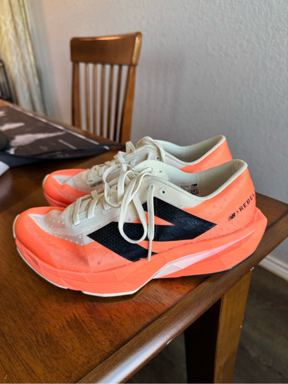 New Balance FuelCell Rebel v4 'Hot Mango' - Picture 3 of 9